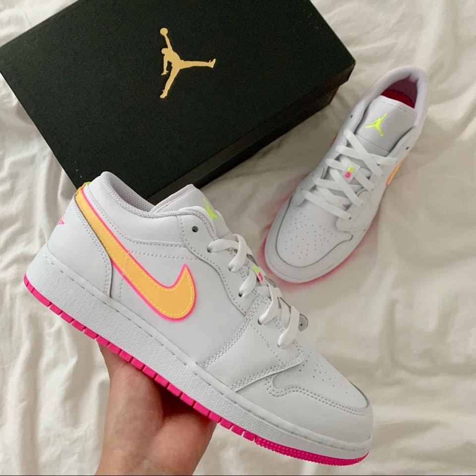 Giày Nike Air Jordan 1 Low GS 'Edge Glow' CV4610-100 - Ảnh 4