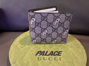 Vi Palace x Gucci GG-P Supreme Wallet 'Beige' 723149-FAAZJ-9794