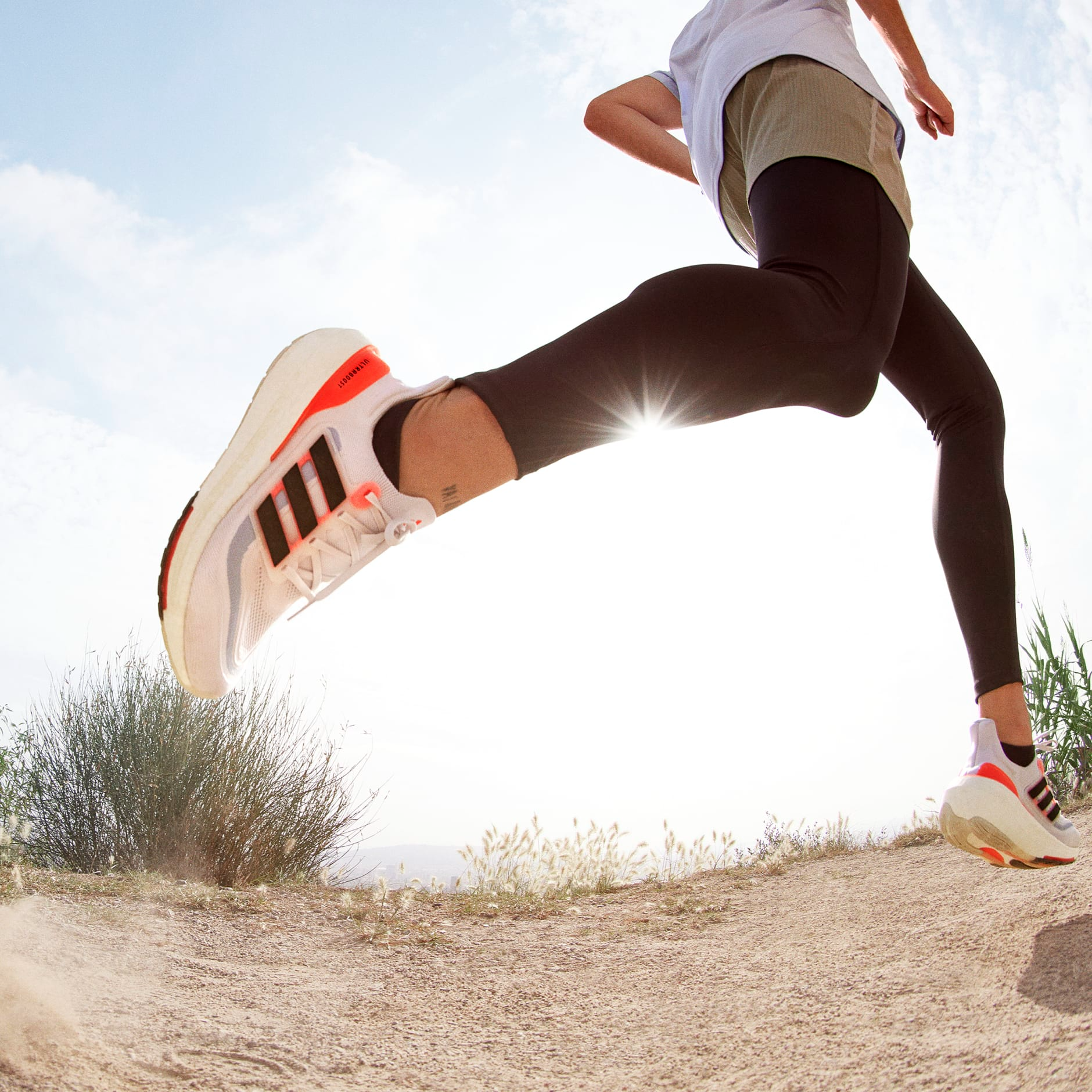 Giay Adidas Ultra Boost Light 'White Black Solar Red' HQ6351