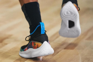 Alternative view of Giày Under Armour Curry Flow 8 'Feel Good Flow' 3024032-001