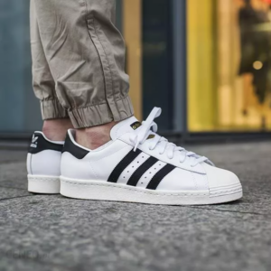 Alternative view of Giày Adidas Superstar 80s 'White Black' G61070