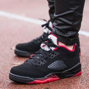 Alternative view of Giày Nike Air Jordan 5 Retro Low BG 'Alternate 90' 314338-001