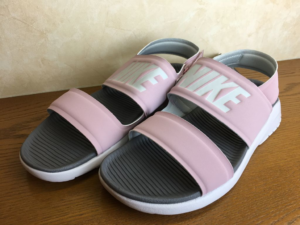 Alternative view of Dép Nike Sandals Wmns 'Tanjun Pink' 882694-500