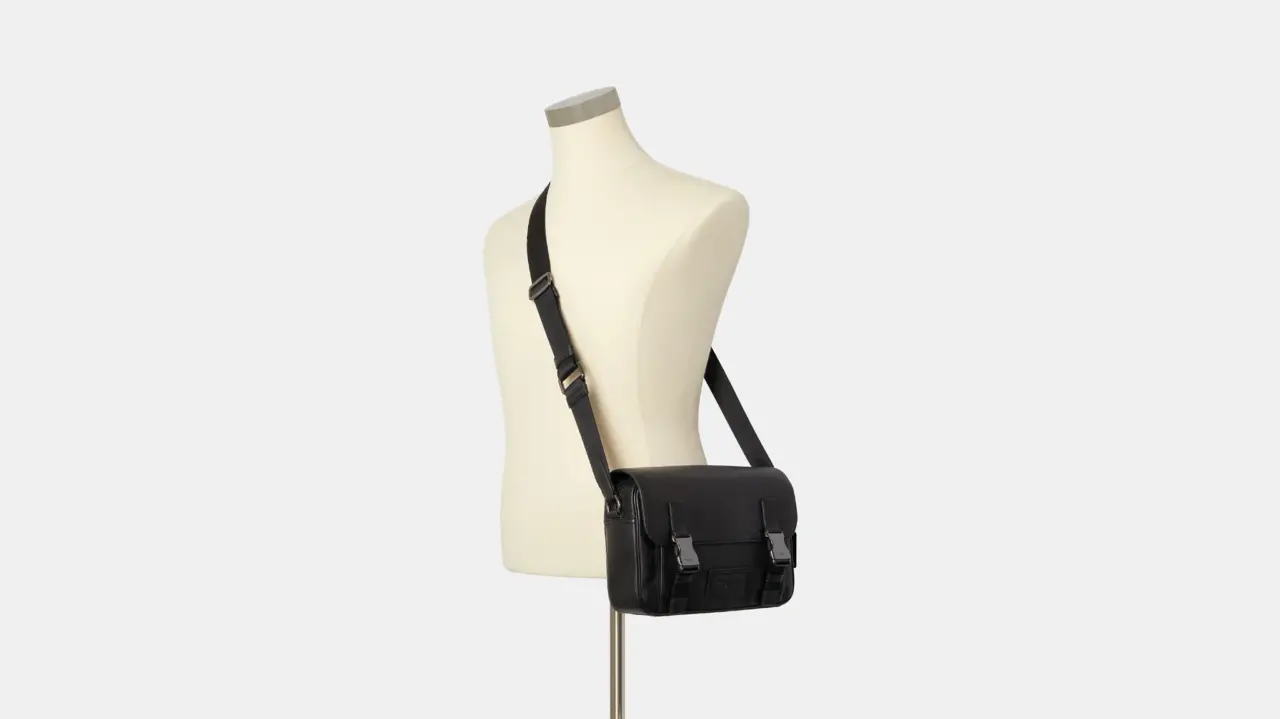 Tui Coach Track Crossbody 'Black' C2715-QB