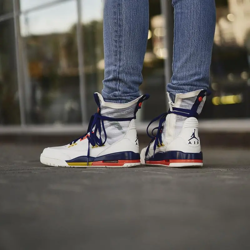 Alternative view of Giày Nike Wmns Air Jordan 3 RTR EXP Lite 'Sail Blue Void' BQ8394-100