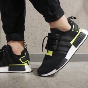 Alternative view of Giày Adidas NMD R1 'Colorblock Black Solar' BD7751