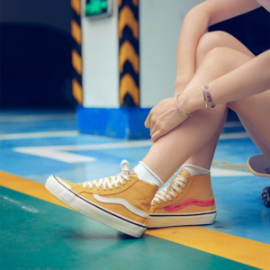 Giay Vans Sk8-Hi 138 Decon SF V66 Zine 'Honey Gold' VN0A3MV122S