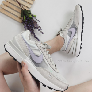 Alternative view of Giày Nike Waffle One 'Summit White Infinite Lilac' DC2533-101