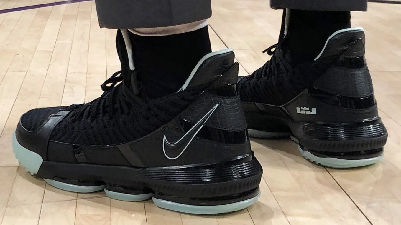 Giày Nike LeBron 16 'Glow' CD2451-001 - Ảnh 8