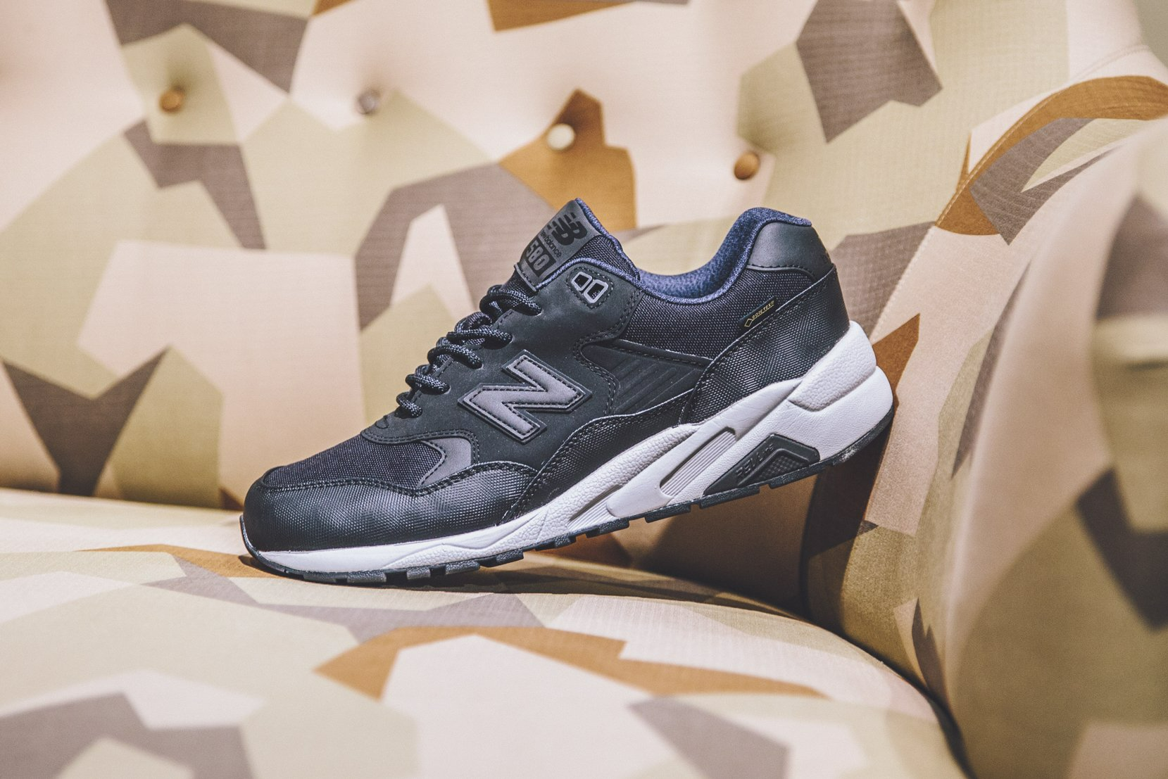 Giày New Balance 580 Gore-Tex 'Black' MRT580XB - Ảnh 6