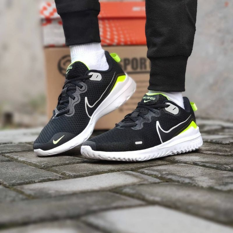 Alternative view of Giày Nike Renew Ride CD0311-007