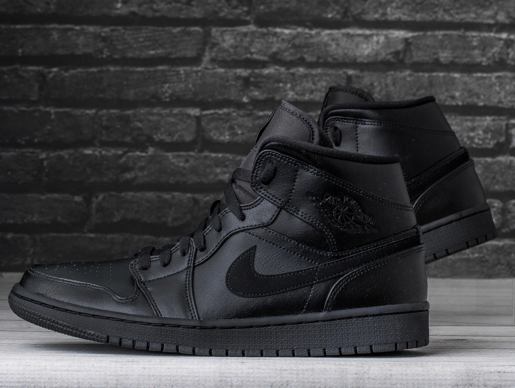 Giày Nike Air Jordan 1 Mid 'Triple Black' 554724-090 - Ảnh 4