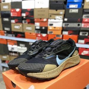 Alternative view of Giày Nike Pegasus Trail 3 'Black Khaki' DM6161-010