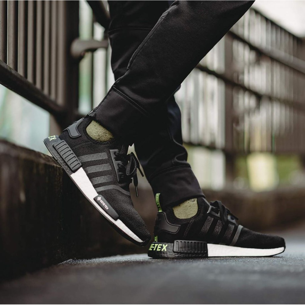 Giày Adidas NMD R1 'Gore-Tex' EE6433 - Ảnh 4
