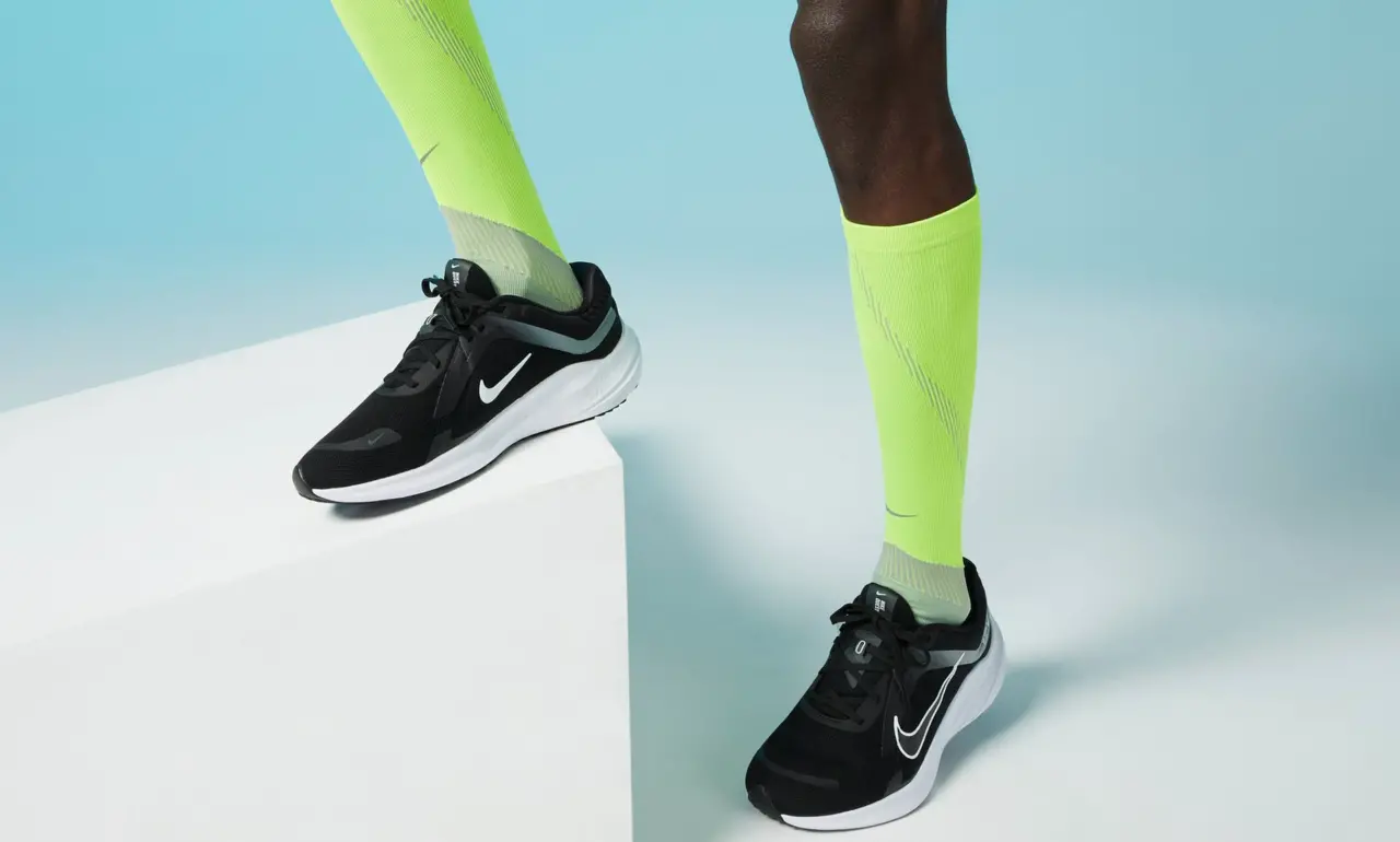 Alternative view of Giày Nike Quest 5 'Black' DD0204-001