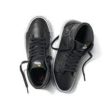 Giay Vans Peanuts x Sk8-Hi Reissue 'Snoopy' VN0A2XSBQX5