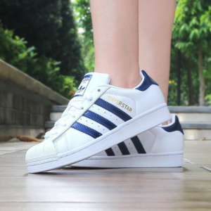 Alternative view of Giày Adidas Superstar 'White Royal' B41996