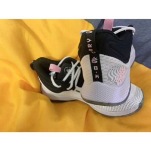 Alternative view of Giày Under Armour Curry HOVR Splash 3025370-100