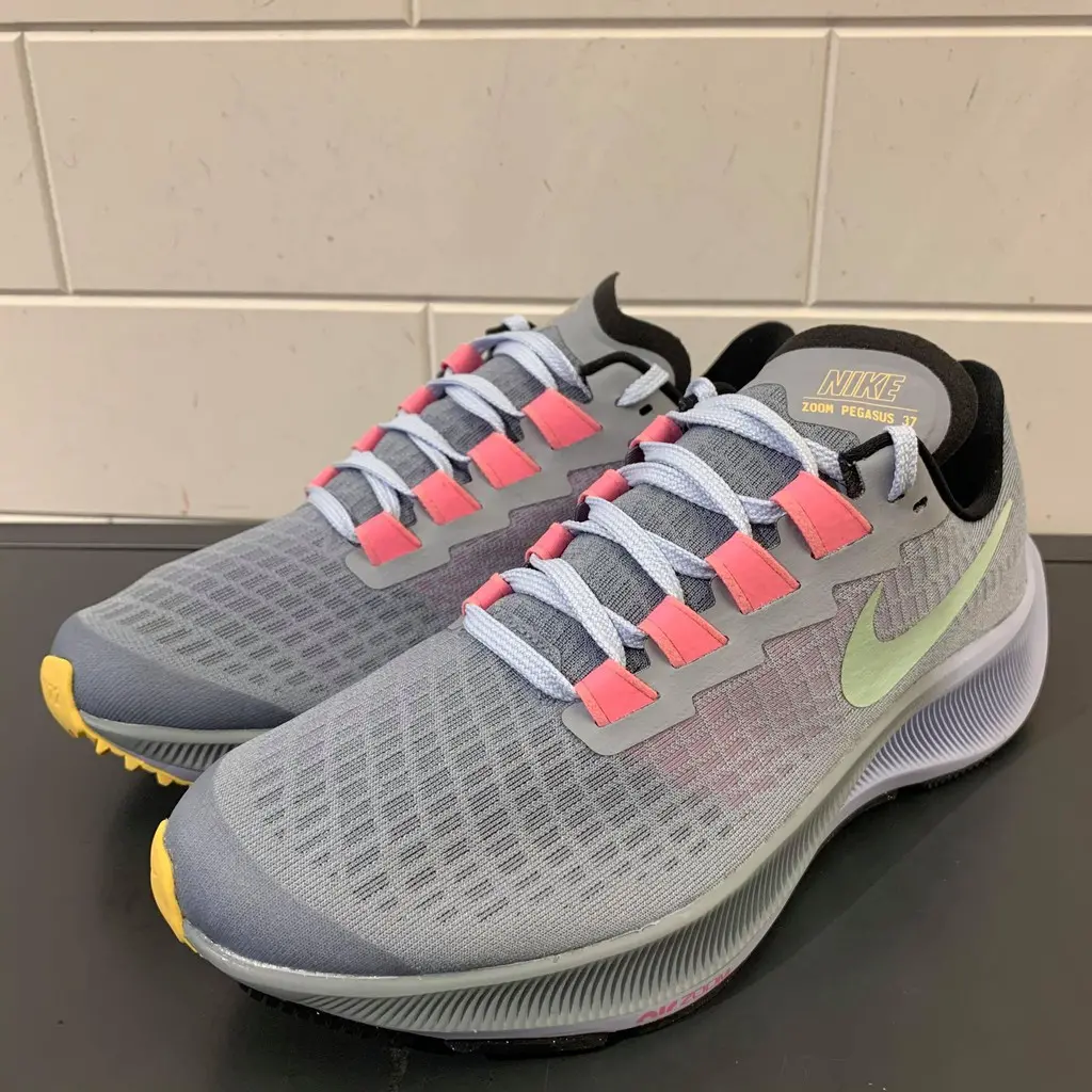 Alternative view of Giày Nike Air Zoom Pegasus 37 GS 'Obsidian Mist' CJ2099-401