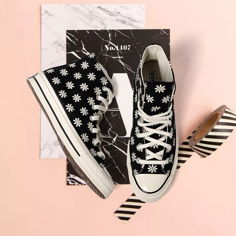 Giày Converse Chuck 70 High 'Holiday Sweater Black' 169534C - Ảnh 2