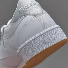 Alternative view of Giày Reebok Wmns Club C 85 Diamond 'White' BD4427