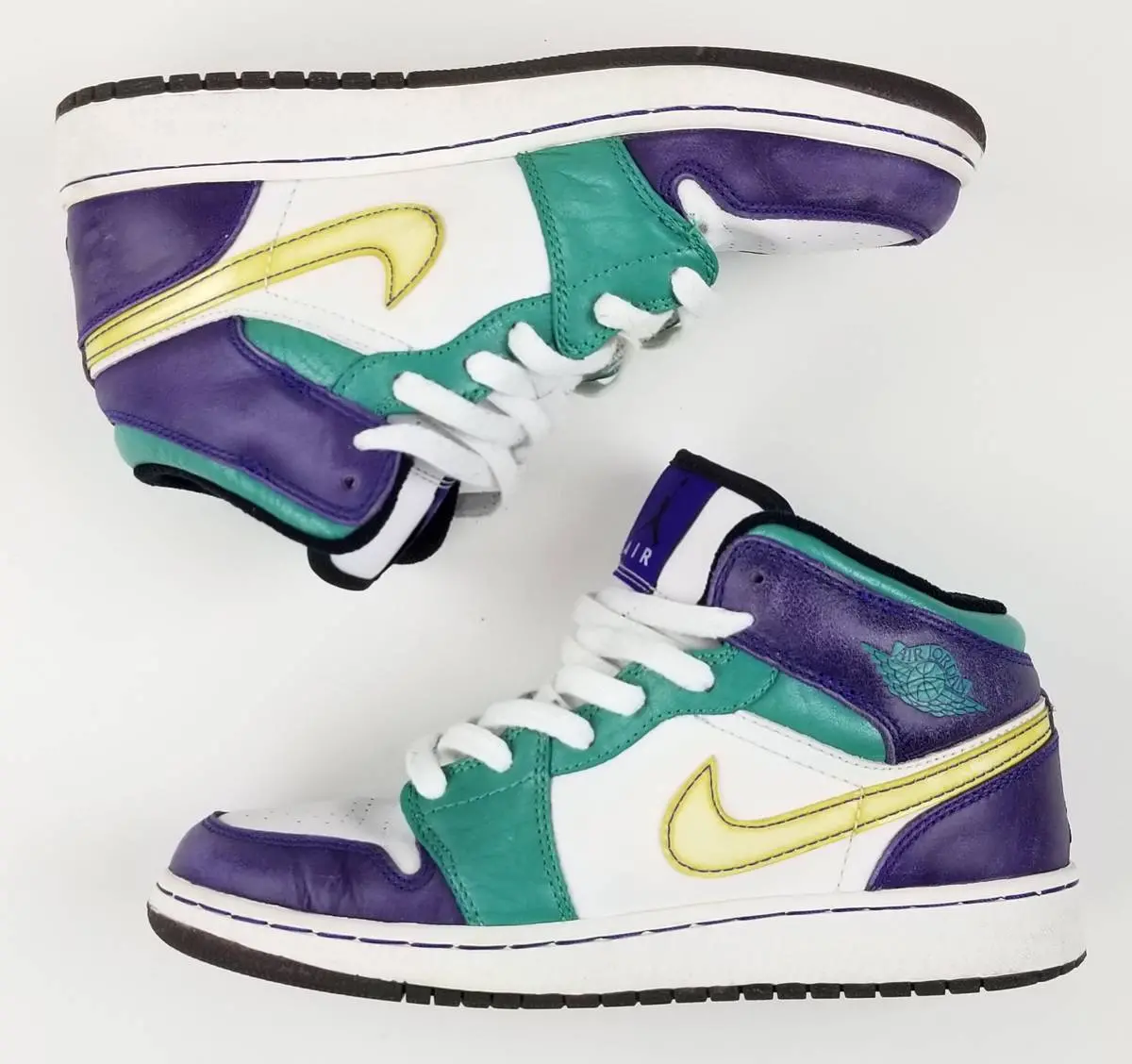 Alternative view of Giày Nike Air Jordan 1 GS 'Emerald Green' 322678-301