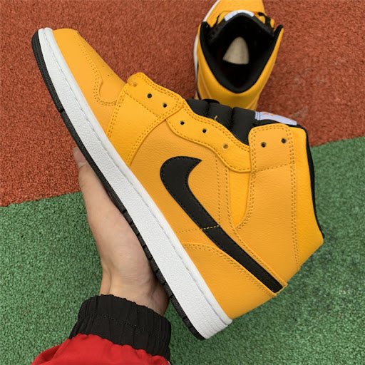 Giày Nike Air Jordan 1 Mid GS 'University Gold' 554725-700 - Ảnh 3