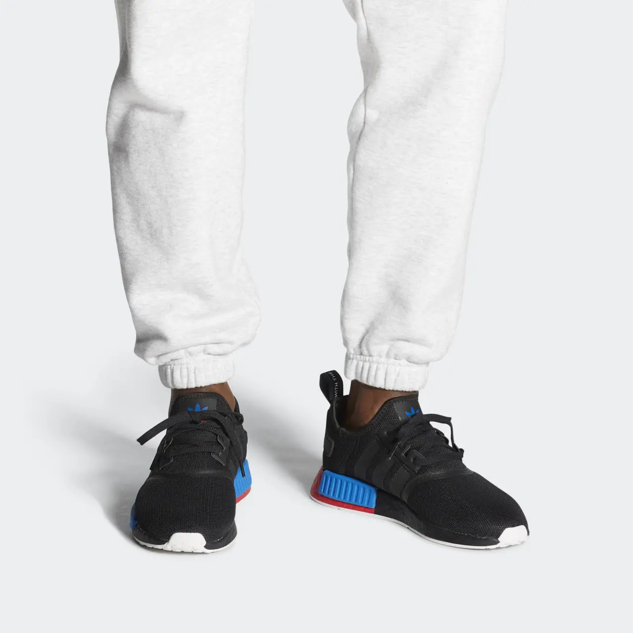Alternative view of Giày Adidas NMD_R1 'Lush Red' FX4355