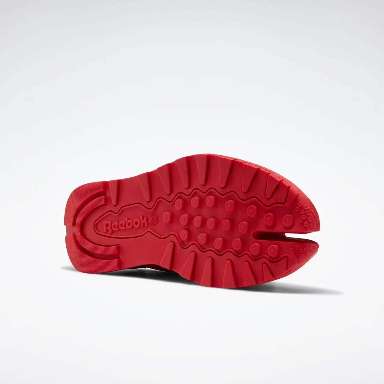 Alternative view of Giày Reebok Maison Margiela x Classic Leather Tabi High 'Vector Red' GW5288