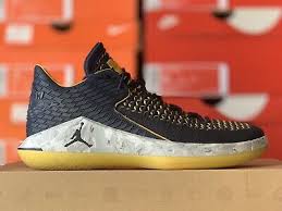 Giày Nike Air Jordan 32 Low 'Michigan Wolverines' AA1256-405 - Ảnh 3