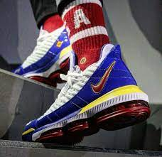 Alternative view of Giày Nike LeBron 16 'SuperBron' CD2451-100
