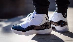 Giày Nike Air Jordan 11 Retro GS 'Concord' 2018 378038-100 - Ảnh 3