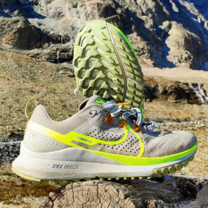 Giay Nike React Pegasus Trail 4 'Light Iron Ore Volt' DJ6158-002