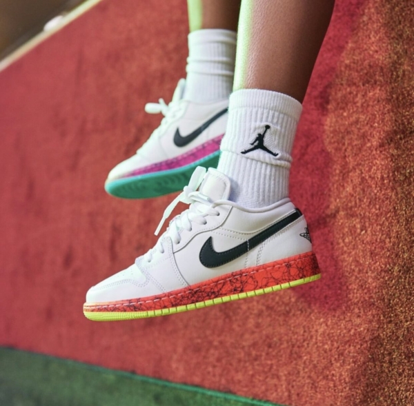 Giày Nike Air Jordan 1 Low GS 'Multi-Color' CV9548-100 - Ảnh 4