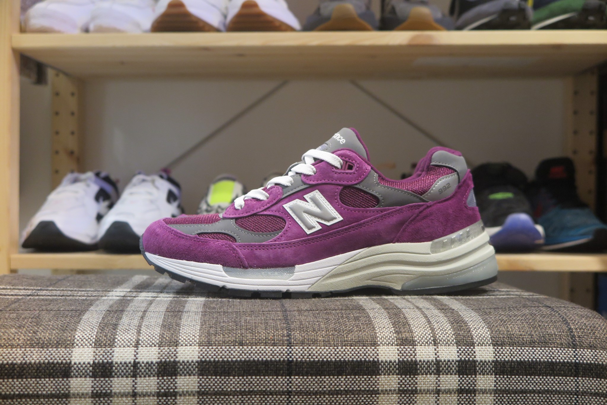 Giày New Balance 992 Made In USA 'Maroon' M992BA - Ảnh 3