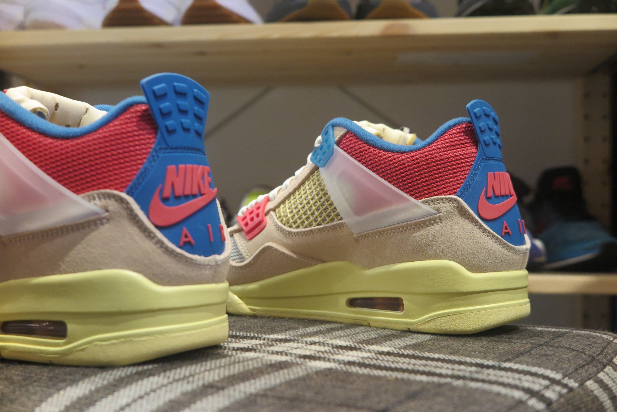 Giày Nike Air Union LA x Air Jordan 4 Retro 'Guava Ice' DC9533-800 - Ảnh 3