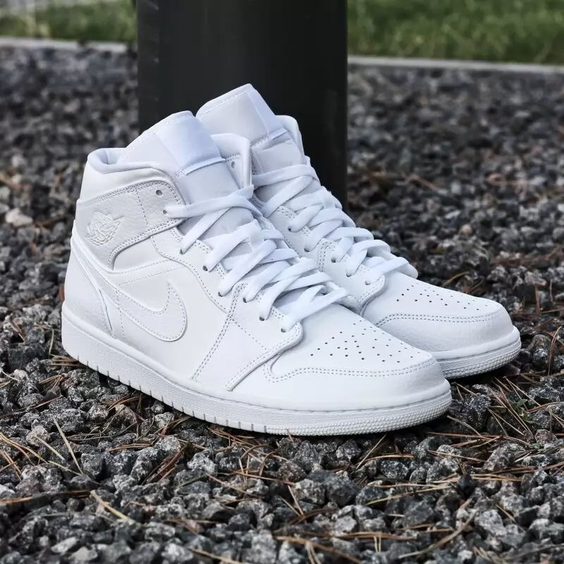 Giày Nike Air Jordan 1 Mid 'Triple White' 554724-130 - Ảnh 4