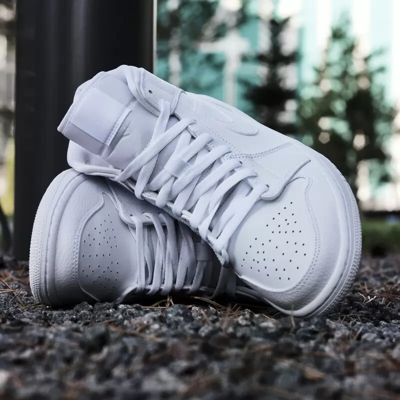 Giày Nike Air Jordan 1 Mid 'Triple White' 554724-130 - Ảnh 7