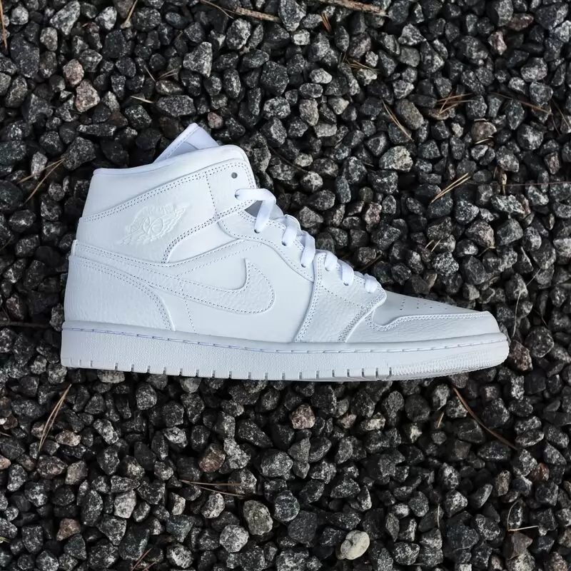 Giày Nike Air Jordan 1 Mid 'Triple White' 554724-130 - Ảnh 3