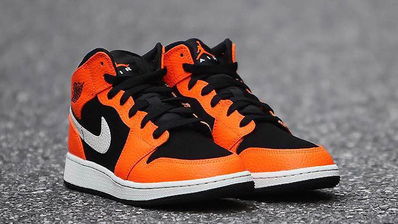 Giày Nike Air Jordan 1 Mid 'Black Cone' 554724-062 - Ảnh 4