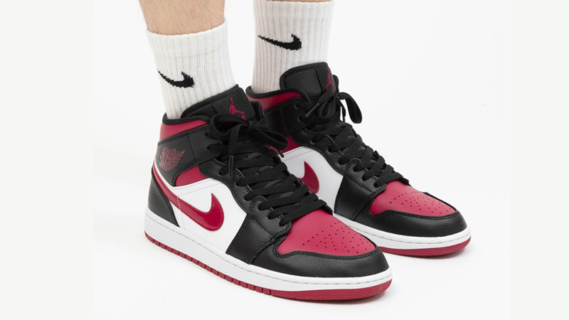 Giày Nike Air Jordan 1 Mid 'Bred Toe' 554724-066 - Ảnh 10