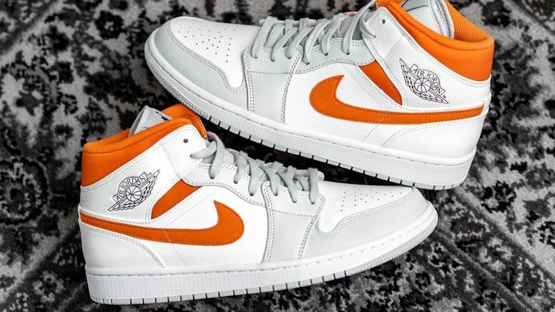 Giày Nike Air Jordan 1 Mid 'Starfish Pure Platinum' CW7591-100 - Ảnh 10