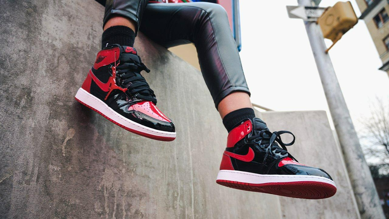 Giày Nike Air Jordan 1 Retro High OG (GS) 'Patent Bred' 575441-063 - Ảnh 5