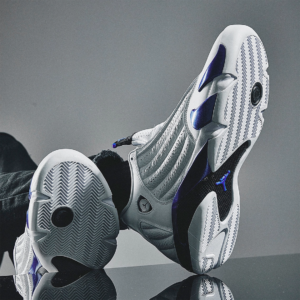 Alternative view of Giày Nike Air Jordan 14 Retro 'Hyper Royal' 487471-104