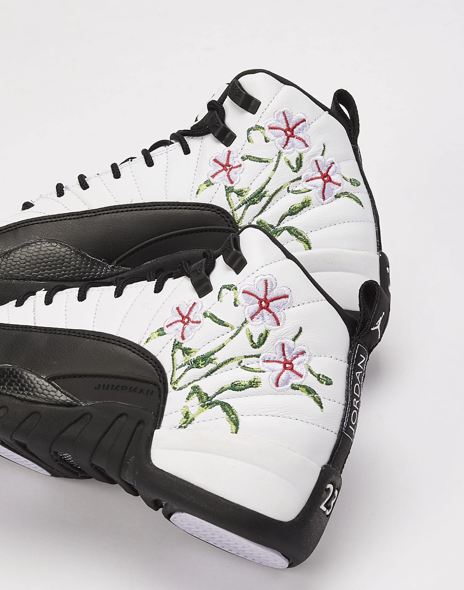 Giay Nike Air Jordan 12 Retro GS 'Floral' DR6956-100