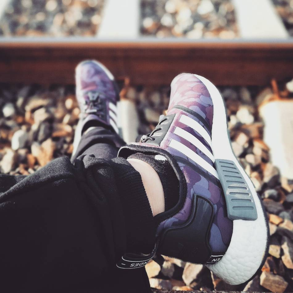 Alternative view of Giày Adidas A Bathing Ape x NMD R1 'Black Camo' BA7325