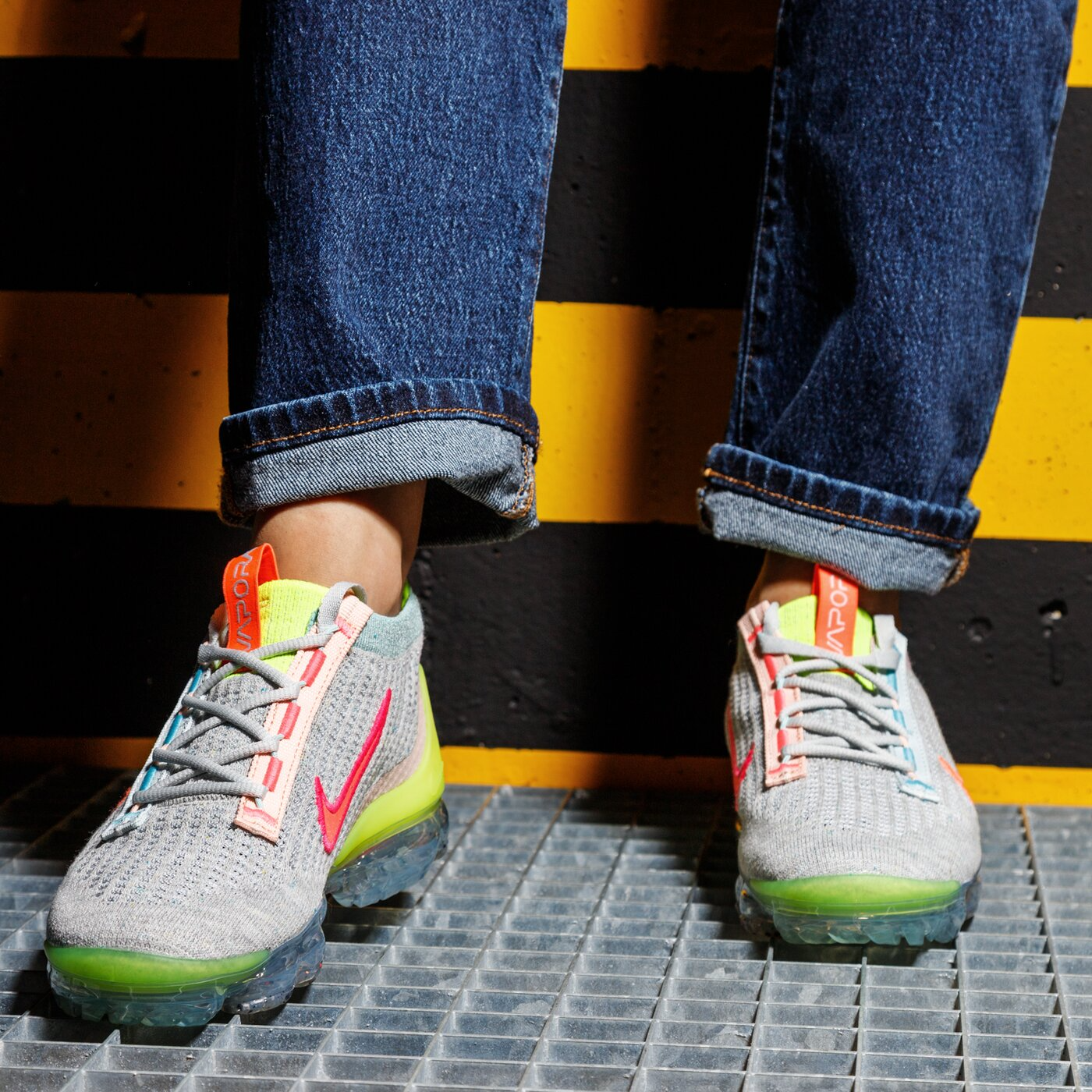 Giày Nike Wmns Air VaporMax 2021 Flyknit 'Neon' DH4088-002 - Ảnh 4