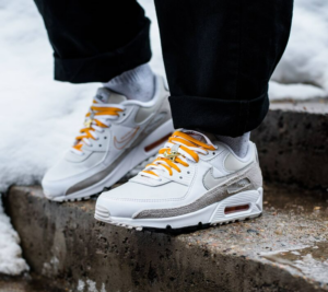 Alternative view of Giày Nike Wmns Air Max 90 SE 'First Use White University Gold' DA8709-100