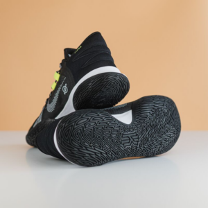 Giay Nike Kyrie Flytrap 5 'Black Cool Grey' CZ4100-002