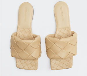 Alternative view of Dép Bottega Veneta Lido Flat Sandal 'Cane Sugar' 608853VBSS02624